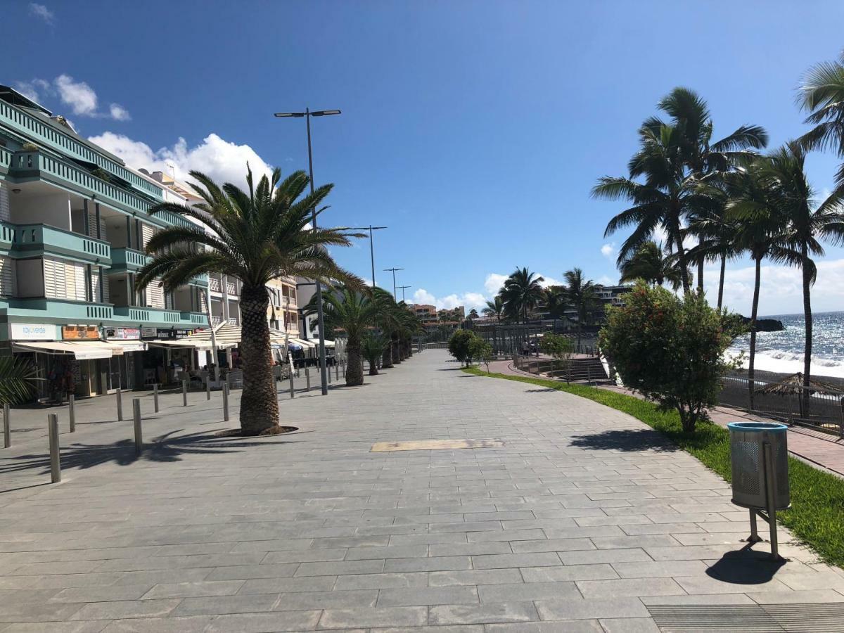 Apartamentos El Faro Puerto De Naos Екстериор снимка