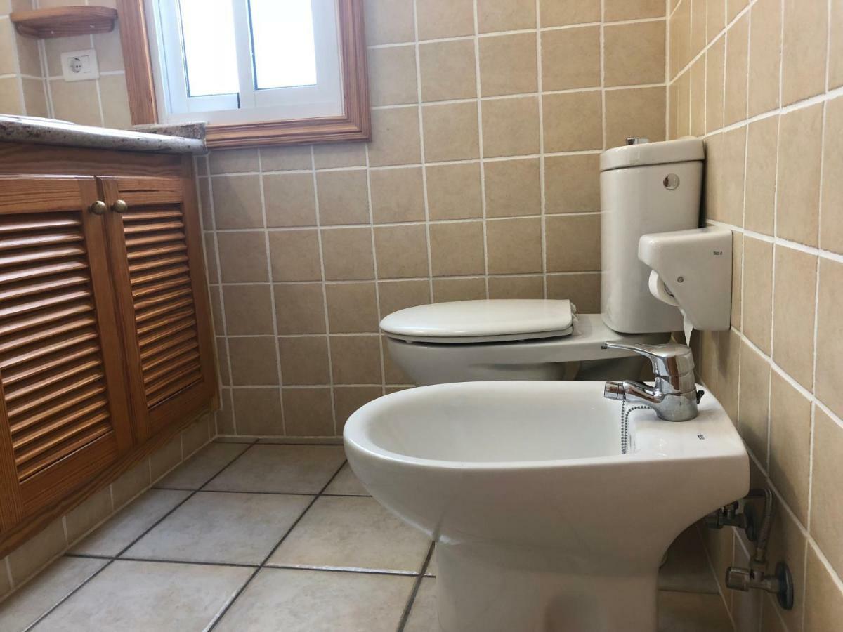Apartamentos El Faro Puerto De Naos Екстериор снимка